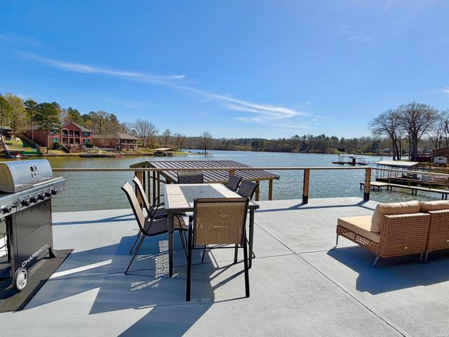 186 Riverside Drive, Hot Springs, AR 71913