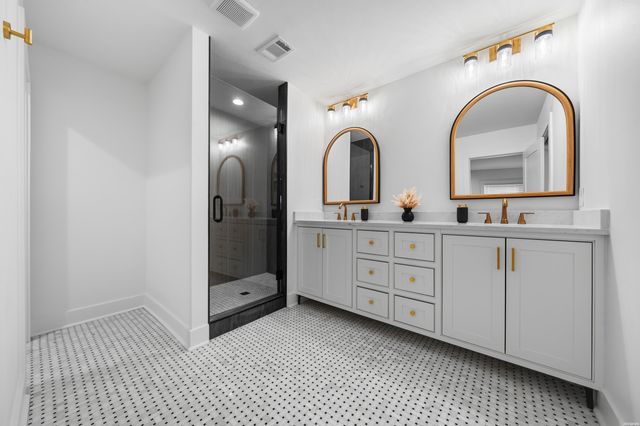 186 Riverside Drive, Hot Springs, AR 71913