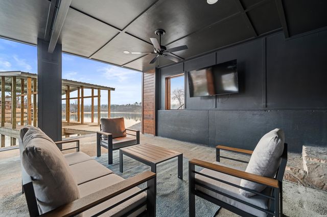 186 Riverside Drive, Hot Springs, AR 71913