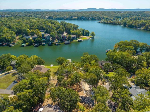 186 Riverside Drive, Hot Springs, AR 71913