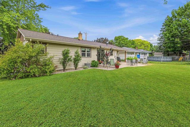 99 S SALLIE AVENUE, Fond Du Lac, WI 54935