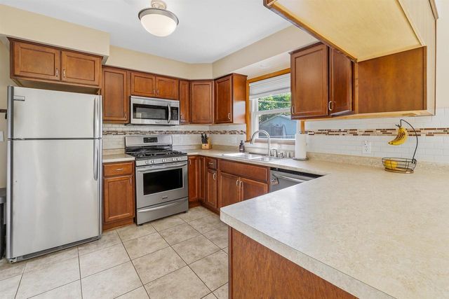 99 S SALLIE AVENUE, Fond Du Lac, WI 54935