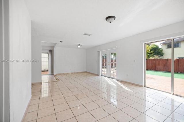 10726 SW 147th Ct, Miami, FL 33196