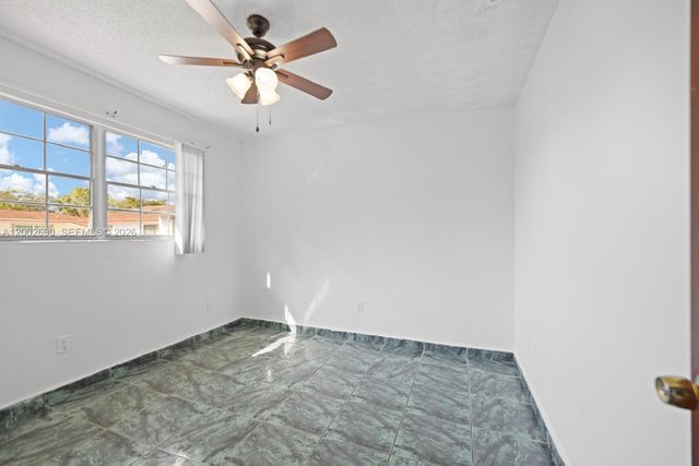 10726 SW 147th Ct, Miami, FL 33196