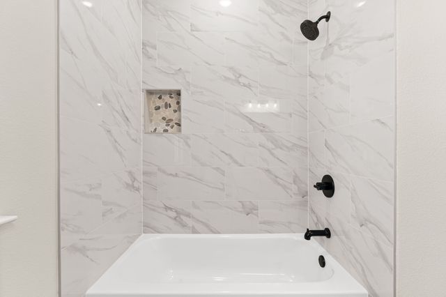 1508 PORTS O CALL Court, Granbury, TX 76048