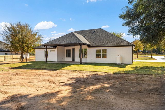 1508 PORTS O CALL Court, Granbury, TX 76048