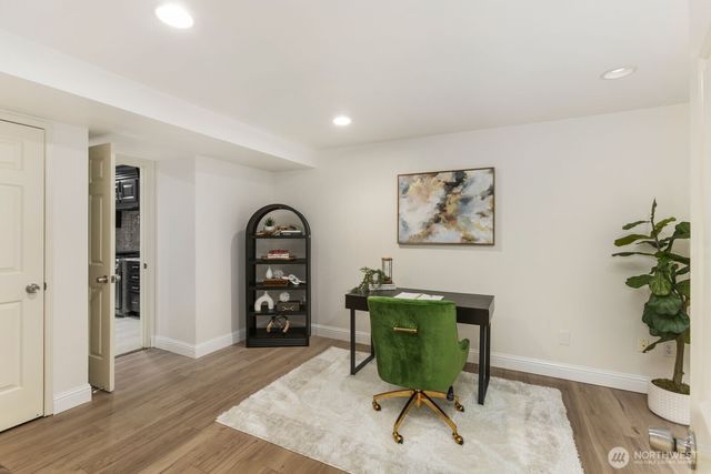 18505 NE 26th Street, Redmond, WA 98052