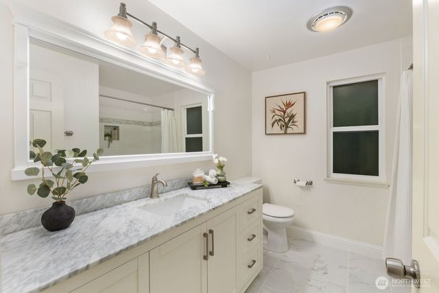 18505 NE 26th Street, Redmond, WA 98052