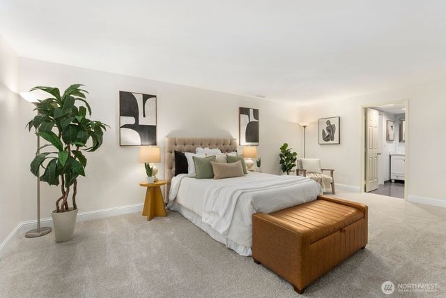 18505 NE 26th Street, Redmond, WA 98052