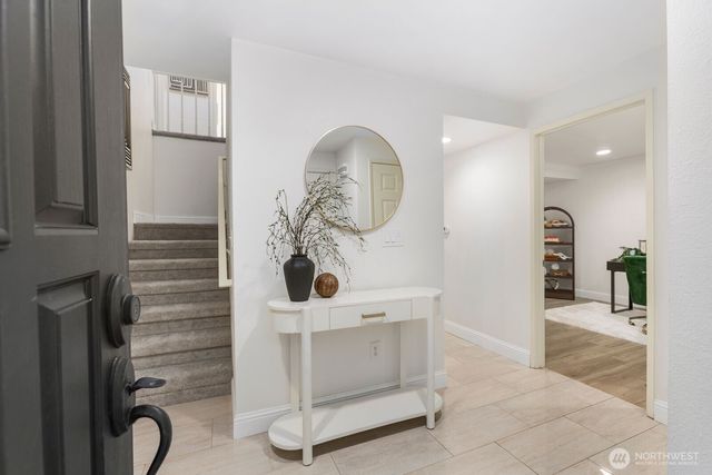 18505 NE 26th Street, Redmond, WA 98052