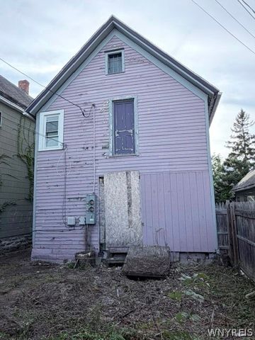 65 Baynes Street, Buffalo, NY 14213