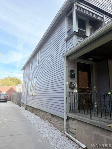 65 Baynes Street, Buffalo, NY 14213