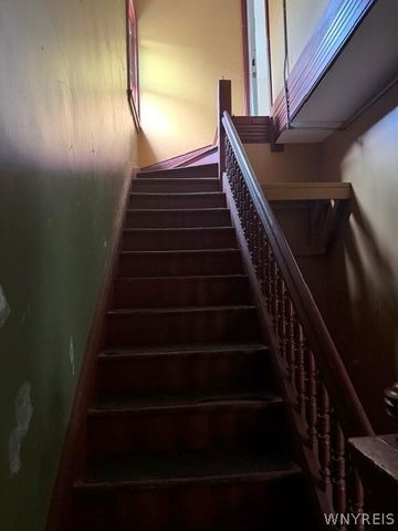 65 Baynes Street, Buffalo, NY 14213