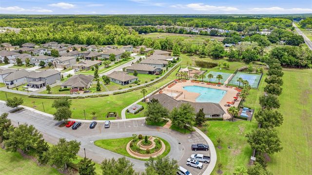 12000 NOUVEAU AVENUE, Spring Hill, FL 34610