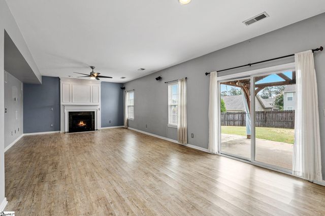 27 Madeline Circle, Taylors, SC 29687