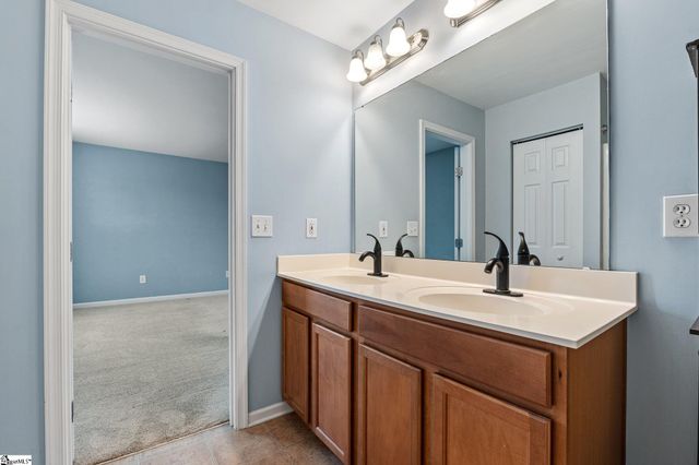 27 Madeline Circle, Taylors, SC 29687