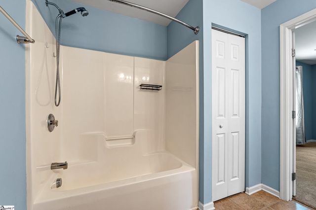 27 Madeline Circle, Taylors, SC 29687