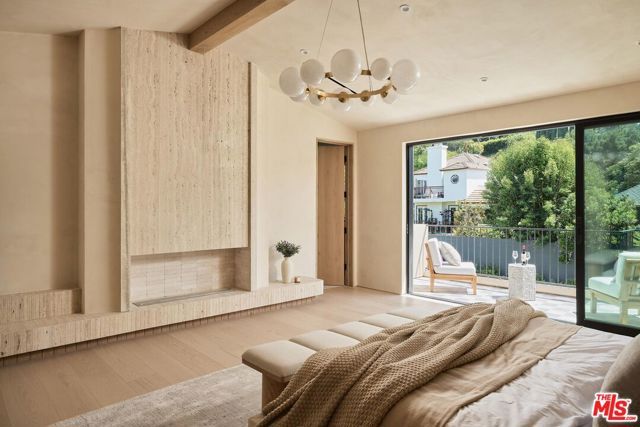 13062 Dickens Street, Studio City (los Angeles), CA 91604