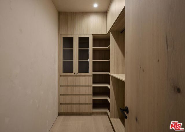 13062 Dickens Street, Studio City (los Angeles), CA 91604