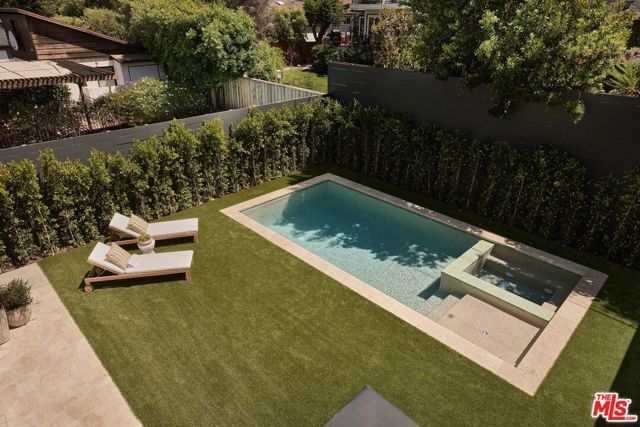 13062 Dickens Street, Studio City (los Angeles), CA 91604