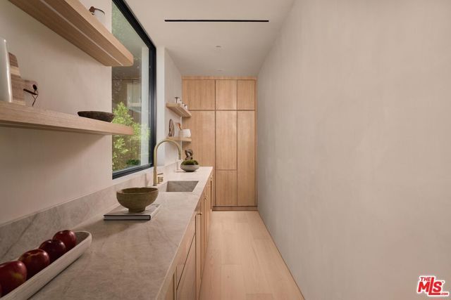 13062 Dickens Street, Studio City (los Angeles), CA 91604