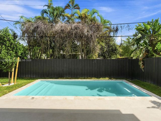 1621 SW 11th Terrace, Miami, FL 33135