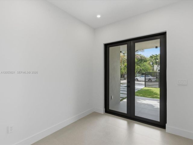 1621 SW 11th Terrace, Miami, FL 33135