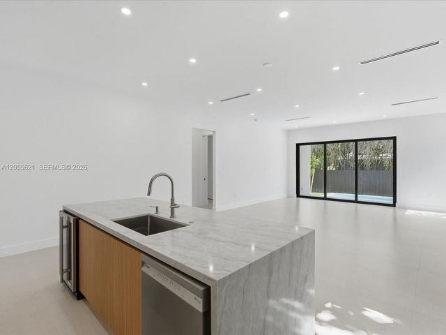 1621 SW 11th Terrace, Miami, FL 33135