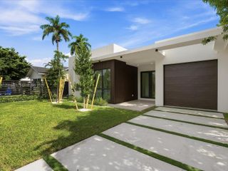 1621 SW 11th Terrace, Miami, FL 33135