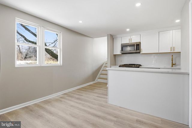 332 WHITE AVE, Linwood, PA 19061