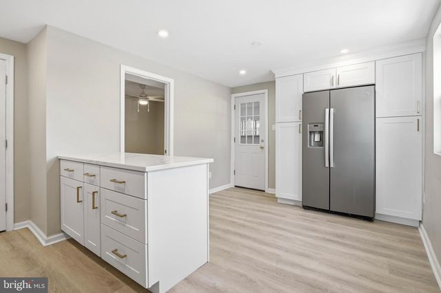 332 WHITE AVE, Linwood, PA 19061