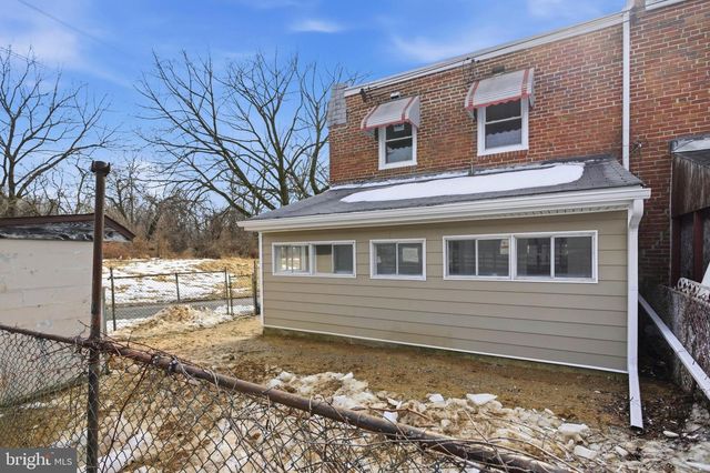 332 WHITE AVE, Linwood, PA 19061