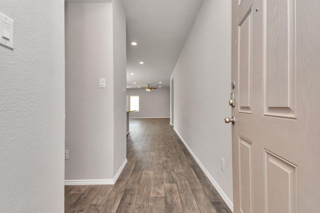 14206 West Rim Lane, Conroe, TX 77384