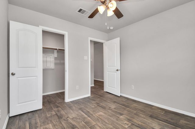 14206 West Rim Lane, Conroe, TX 77384