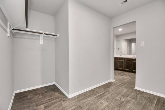 14206 West Rim Lane, Conroe, TX 77384