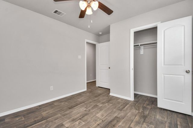14206 West Rim Lane, Conroe, TX 77384