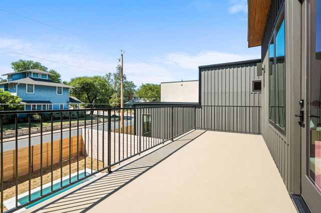 6210 Camino Real, Austin, TX 78757