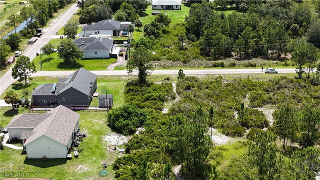 802 Lincoln AVE, Lehigh Acres, FL 33972