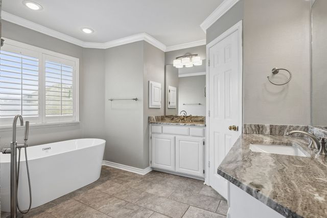 3323 Shellbrook Court, Arlington, TX 76016