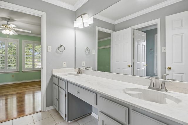 3323 Shellbrook Court, Arlington, TX 76016
