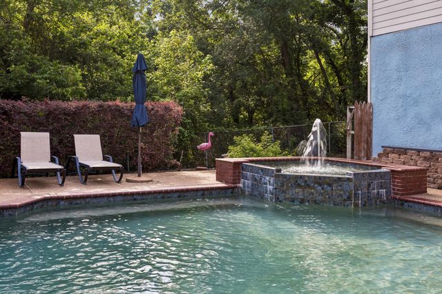 3323 Shellbrook Court, Arlington, TX 76016