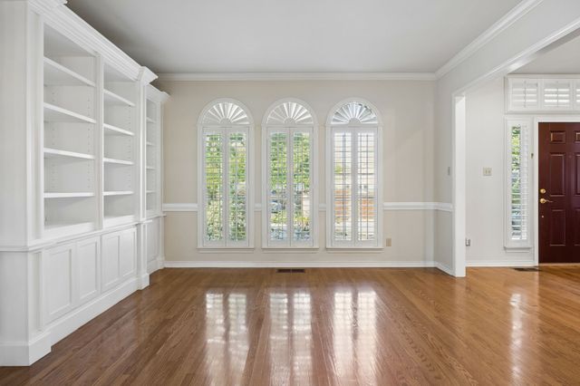 3323 Shellbrook Court, Arlington, TX 76016