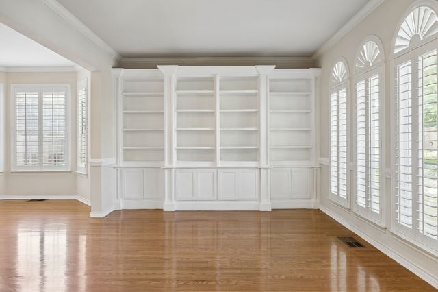 3323 Shellbrook Court, Arlington, TX 76016