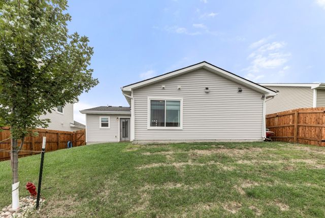 4406 E 44th Street, Des Moines, IA 50317