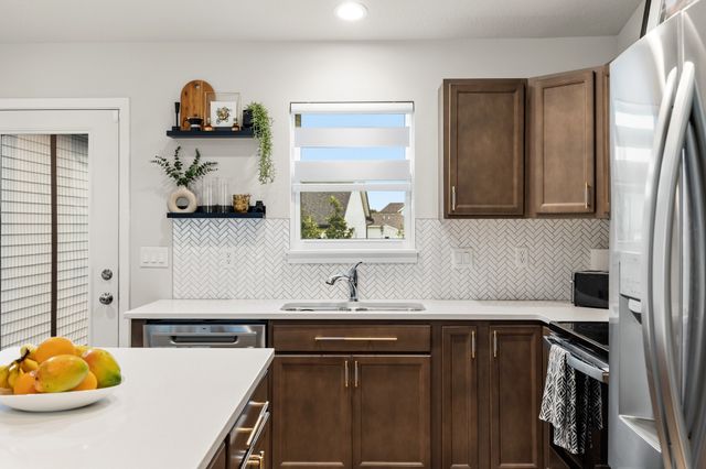 4406 E 44th Street, Des Moines, IA 50317