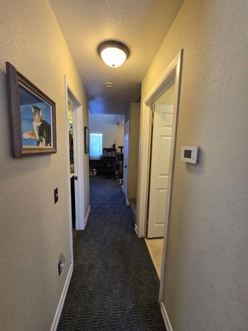 401 Montrose Ct, Modesto, CA 95355