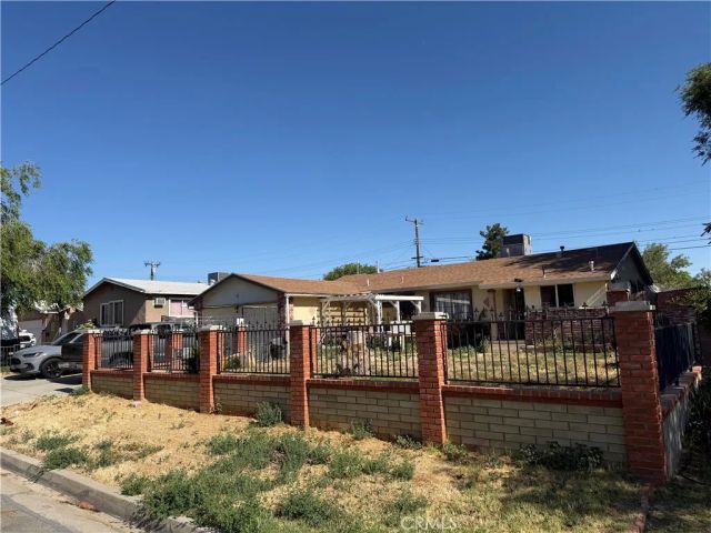 343 E Avenue R6, Palmdale, CA 93550
