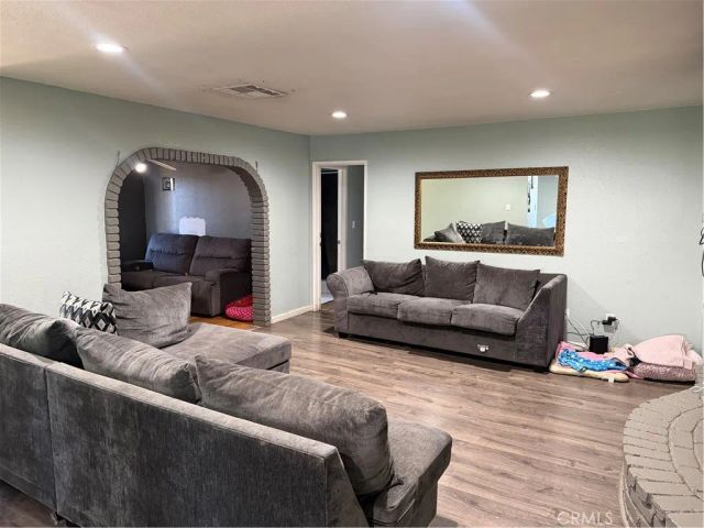343 E Avenue R6, Palmdale, CA 93550