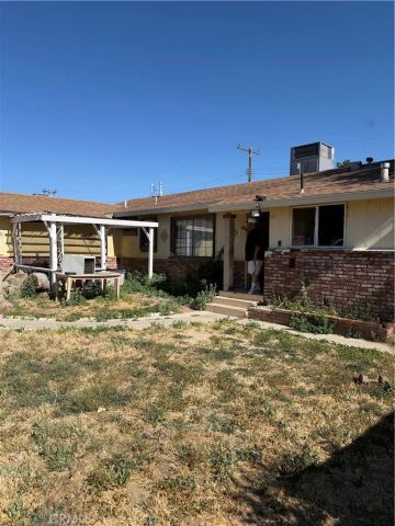 343 E Avenue R6, Palmdale, CA 93550