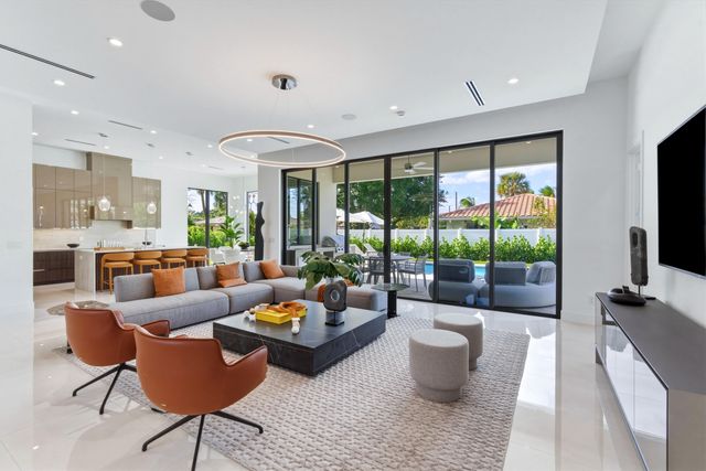 1065 NW 5th Street, Boca Raton, FL 33486